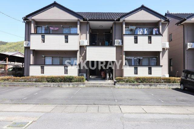 アメニティライフ３棟の外観