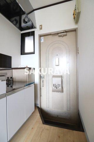 グリーンスメルの玄関|2024年3月撮影。