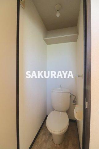 グリーンホームズA棟のトイレ|2023年12月撮影。