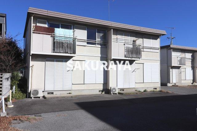 グリーンホームズA棟の外観