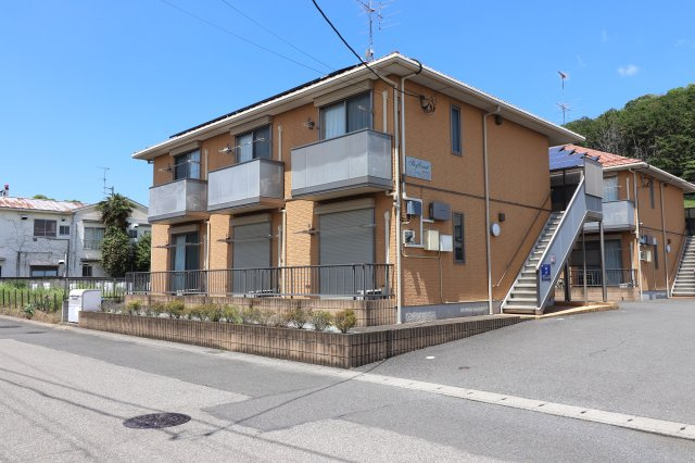 スカイコートの外観|B棟