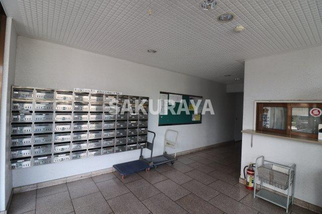 高雄ハイツのエントランス
