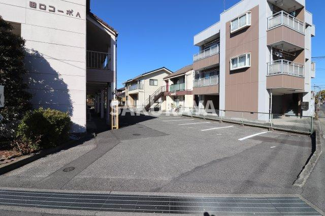 田口コーポの駐車場