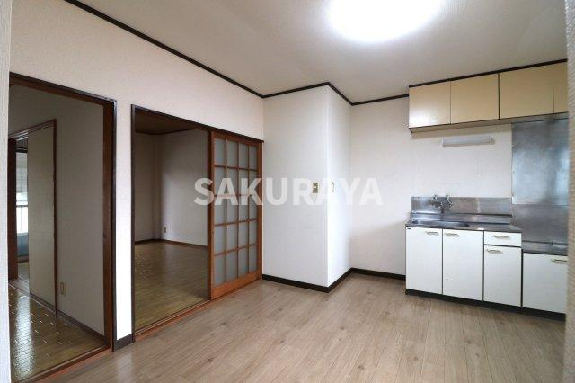 ハウスジェルの居間・リビング|ダイニング。2024年6月撮影。