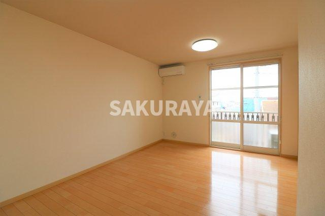 レーベンモーアの居間・リビング|2021年撮影。現況と異なる場合がございます。