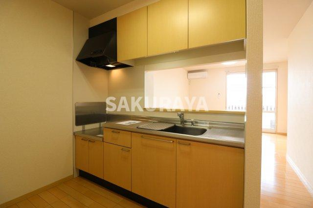 レーベンモーアのキッチン|2021年撮影。現況と異なる場合がございます。