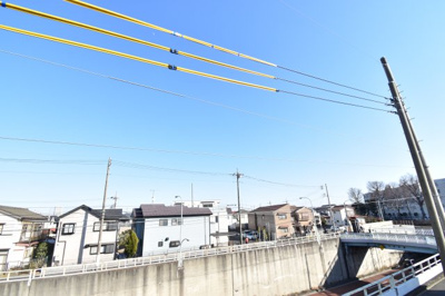 【展望】 | 府中市本宿町1丁目　新築戸建　1号棟 | 景色を遮るものがないと、陽の光を長い時間浴びられます。空気も澄んでいるように感じますね。