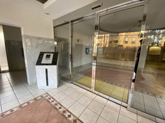 【エントランス】