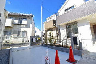 【外観】 | 現地見学や資料請求などお気軽にお問合わせ下さい
周辺環境とあわせて現地ご案内致します。