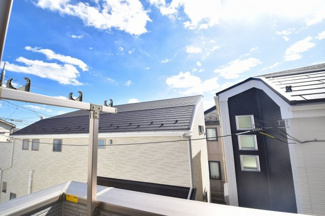 【展望】 | バルコニーからは開放的な景色が眺められます。