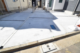 【駐車場】 | 現地見学や資料請求などお気軽にお問合せ下さい。
周辺環境とあわせて現地もご案内致します。
