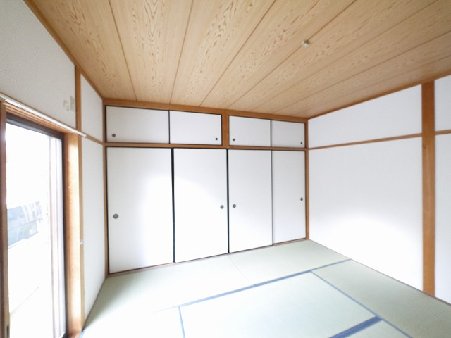 朝日町２丁目戸建の浴室