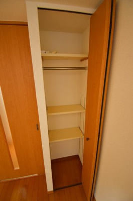 【その他】 | エステムコート梅田東アクアパレス | 便利な収納スペースです