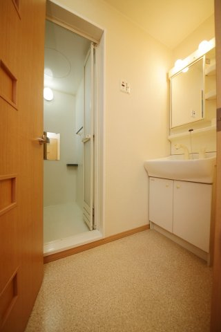 SENTREXかじま台の洗面所