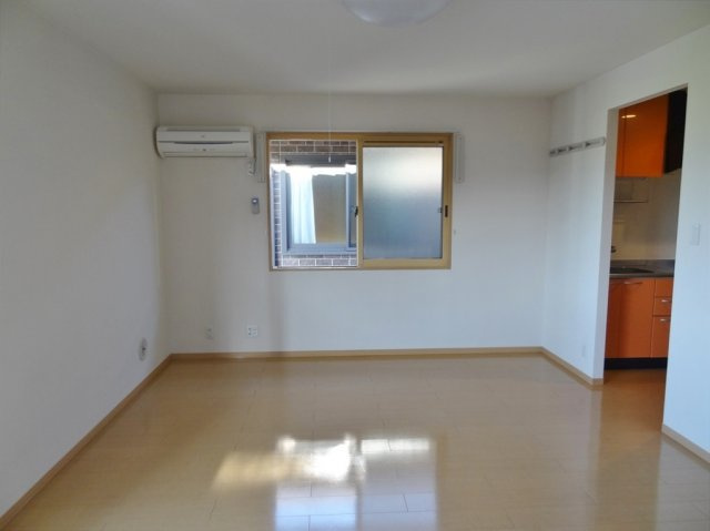 アザレアコートアミカ　A棟の洋室