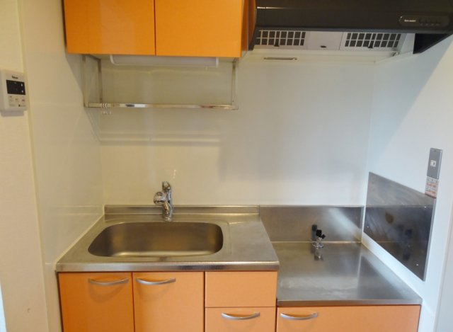 アザレアコートアミカ　A棟のキッチン