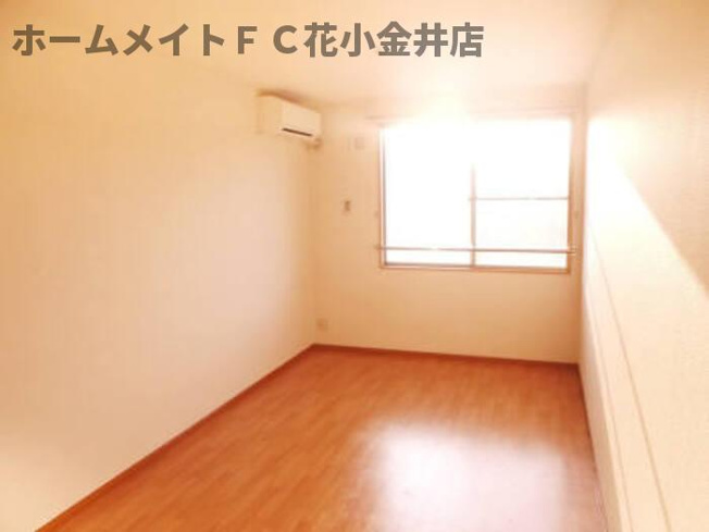 【洋室】 | ラカンタービレ