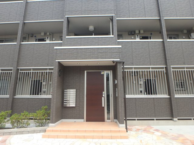 プロムナード元住吉　Ａ棟のエントランス