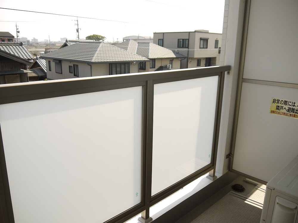 エイムオーエス島崎町マンションのバルコニー