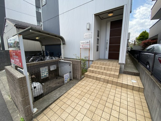 Grace cubeのエントランス