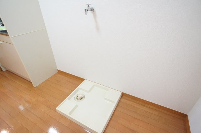 【設備】 | サンシャルム万代 | 室内洗濯機置場