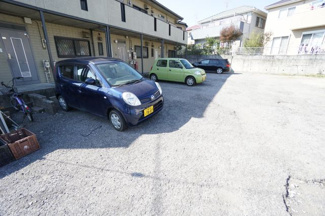 【駐車場】