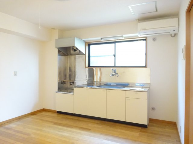ゴールデンハイツⅥのキッチン