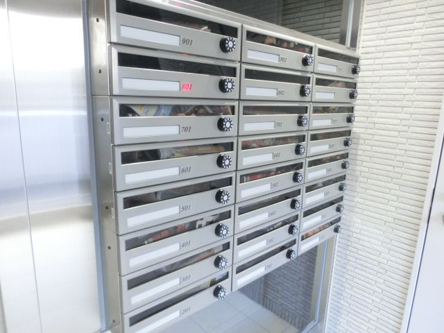 グランパシフィック難波南Ⅱのエントランス