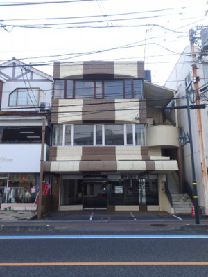 【外観】 | 新世紀観光第二ビル | 総社駅前