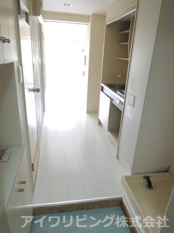 ジュネス桜ヶ丘の玄関|玄関から【ジュネス桜ヶ丘】