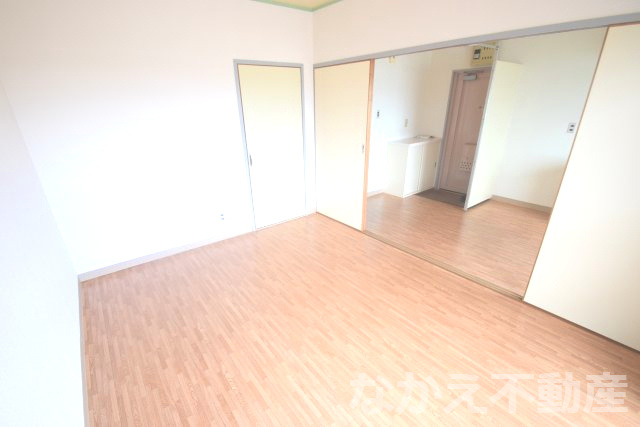 【寝室】 | 落ち着いて過ごせるお部屋なので、寝室にいかがでしょうか