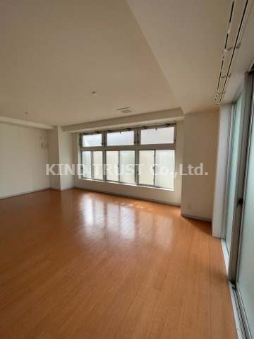 Lega梅北の居間・リビング|明るいお部屋です