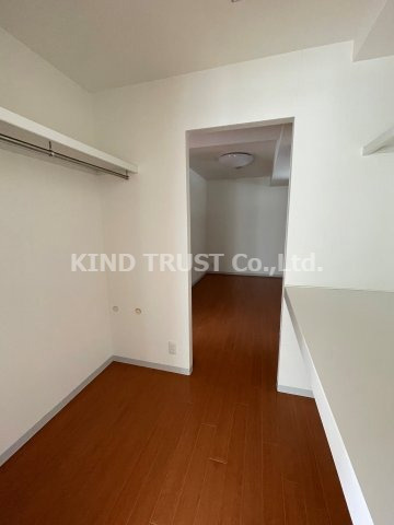 Lega梅北の収納|ウォークスルークローゼットです