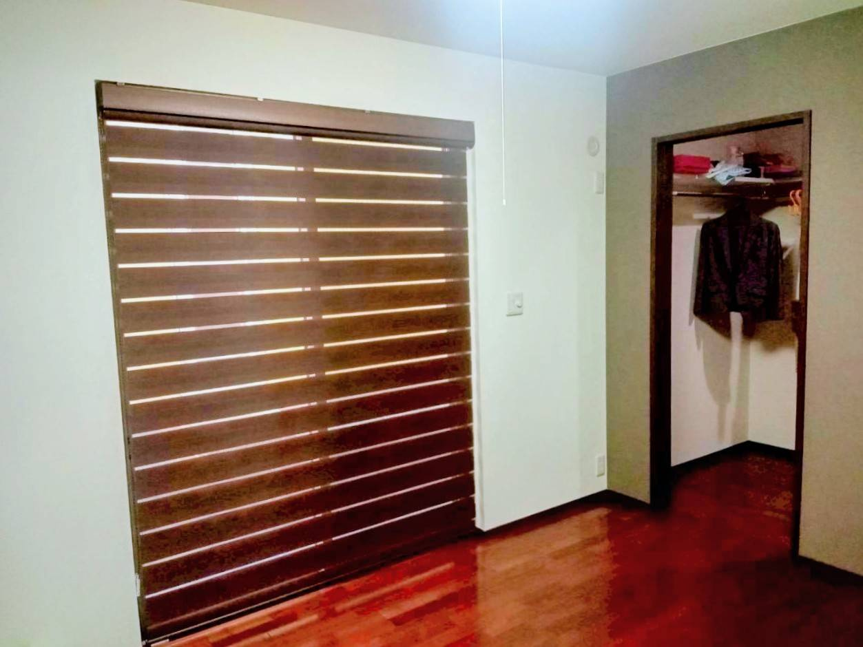 岸和田市下池田町　中古戸建の洋室|1階　6帖洋室　ウォークインクローゼッット付き