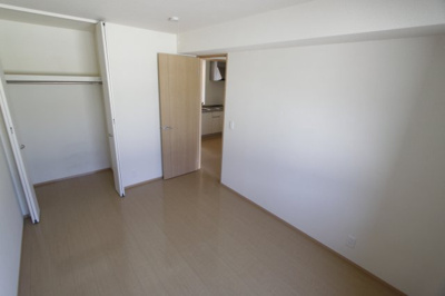 【寝室】 | プラムガーデン