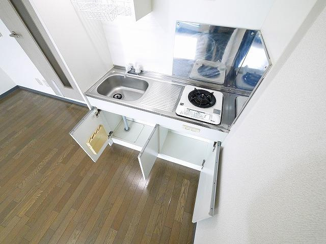 シルフアスカのキッチン|コンパクトなキッチンで掃除もラクラク