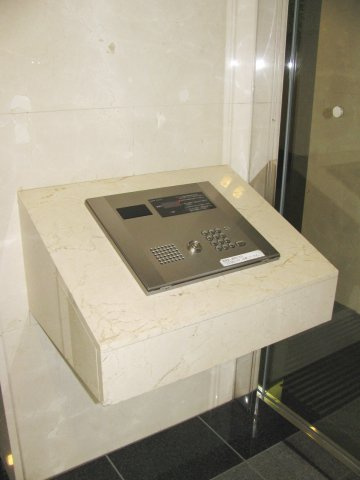 本郷パーク・ホームズのエントランス|エントランス