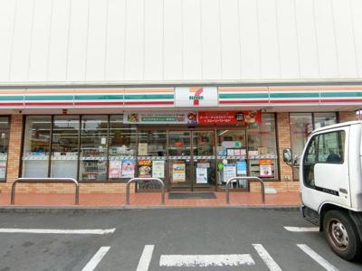 【周辺】 | イリスフルールB