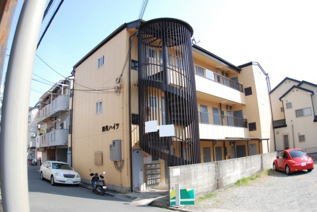 田代ハイツの外観
