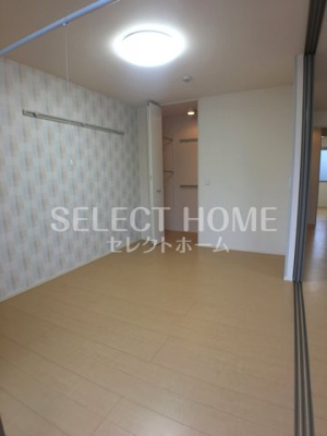【寝室】 | レグルスボーグ | 開放的な寝室です