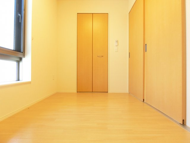 メゾンドリュンヌの洋室