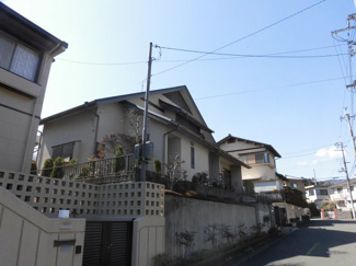 【前面道路含む現地写真】