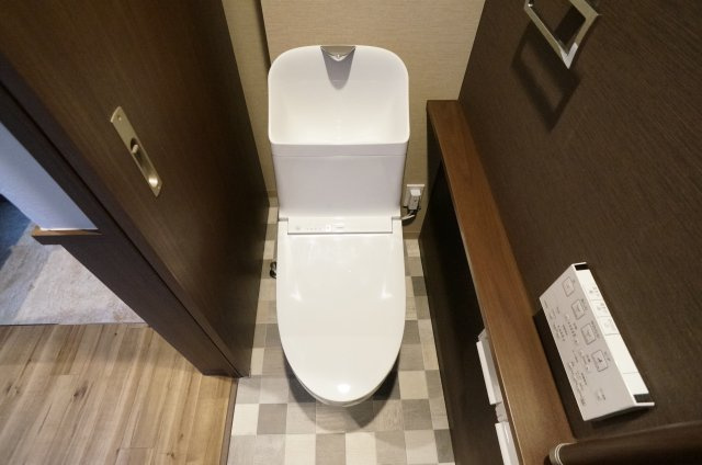 Ｐスマイルカーサ　バラ公園のトイレ