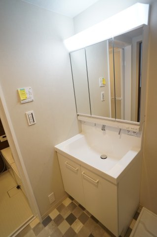 Ｐスマイルカーサ　バラ公園の洗面所