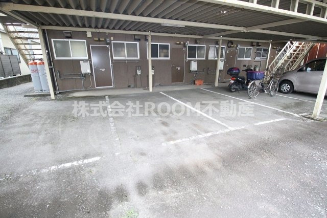 栄ハイツの駐車場|駐車場です