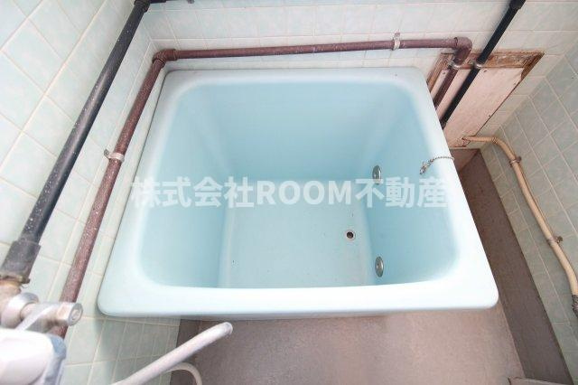 栄ハイツの浴室|コンパクトで使いやすいお風呂です