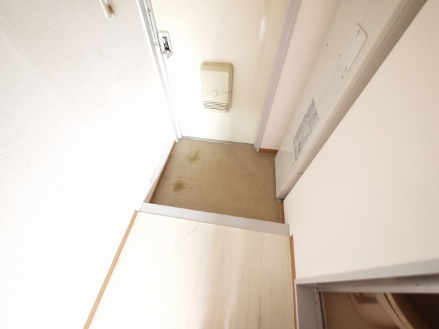 トータスBldの玄関