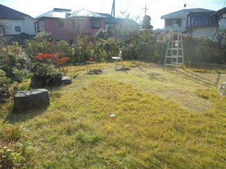 【その他】 | 町田市本町田土地 | 明るく広いお庭では、ガーデニングや家庭菜園の他、BBQや趣味を楽しむ事も出来ます。