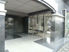 【エントランス】 | リバティ館