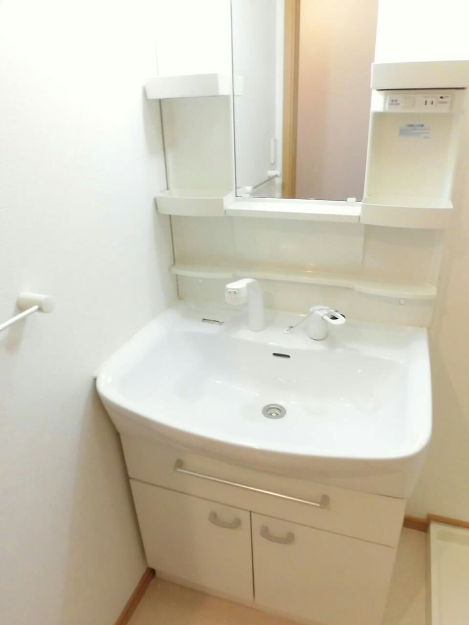 ネオ ブリーズの洗面所